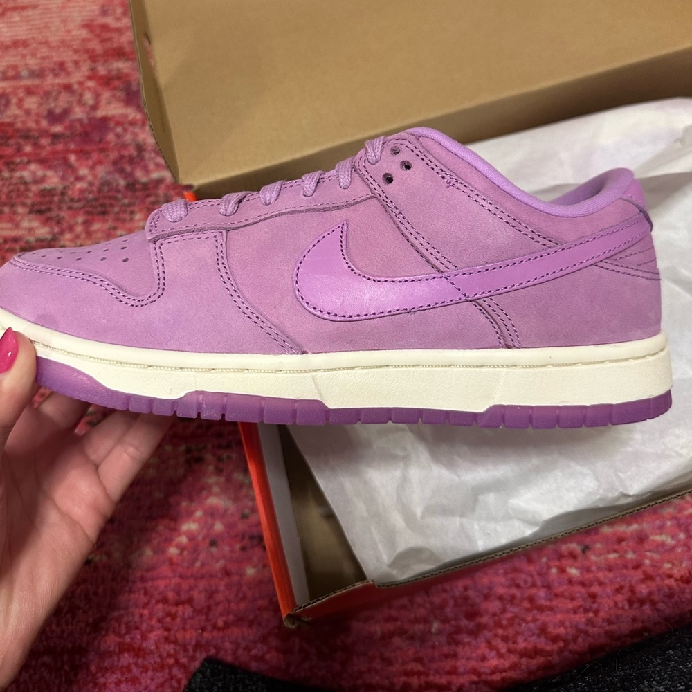 Brand new Nike Dunk Lows for sale! Size 7.5! Color is Rush Fuchsia!